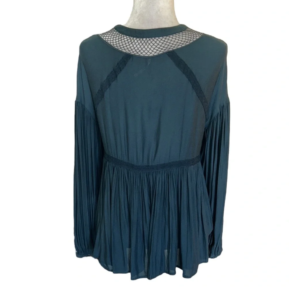 LN Free People Don’t Let It Go Teal Green Pleated Lace Up Crinkle Peasant Top XS